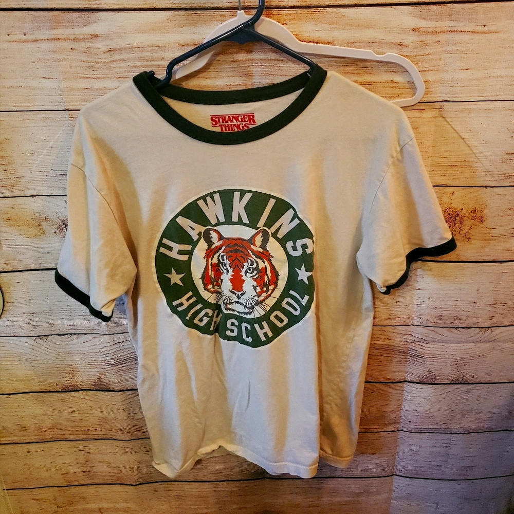 2 for 20! Stranger Thing Tee Shirt Medium - Picture 1 of 4